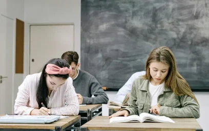 Une épreuve anticipée Bac de mathématiques en Première à Lille